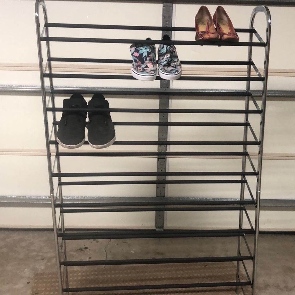 Shoe / high heels rack